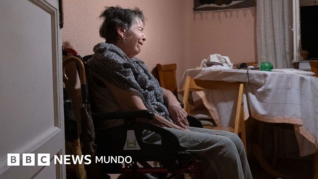 Desalojo de anciana de 87 años en Madrid desata indignación y debate sobre vivienda en España