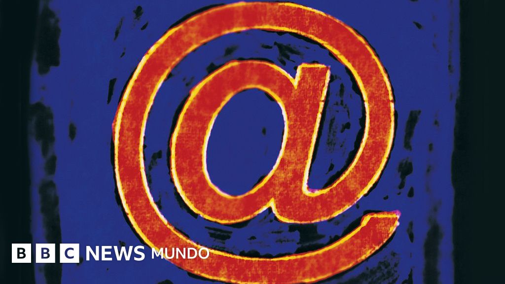 La milenaria historia del símbolo @: de las ánforas griegas a la era digital