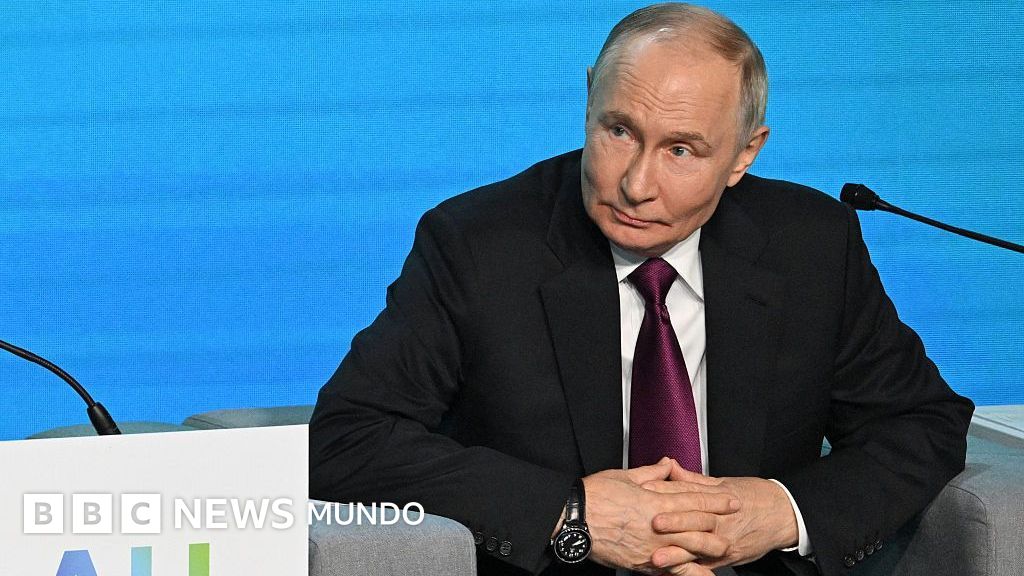 Pedro Salazar advierte sobre el 'totalitarismo total' impulsado por la inteligencia artificial
