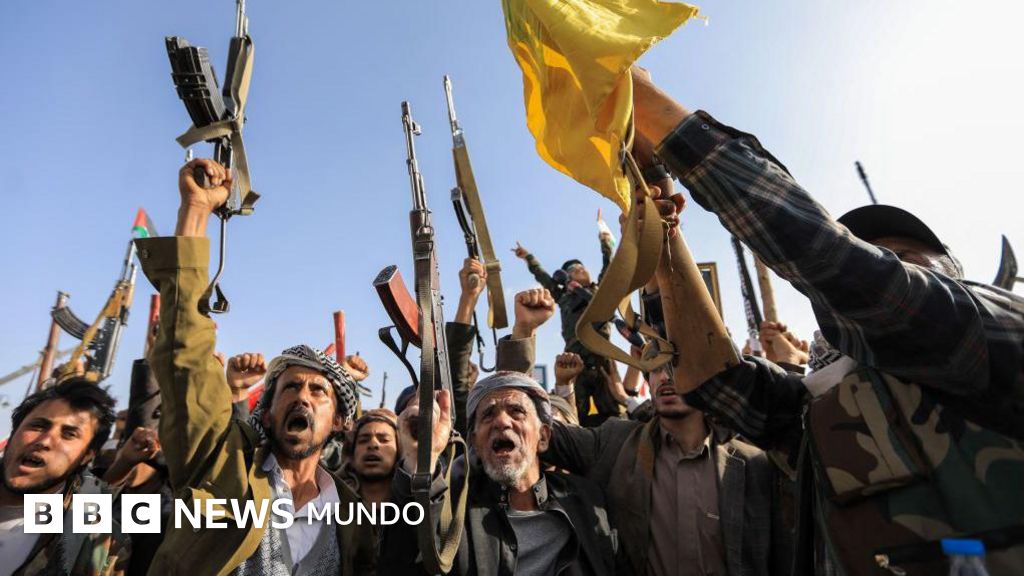 Quiénes son los hutíes: el grupo rebelde que desafía la estabilidad del comercio marítimo mundial