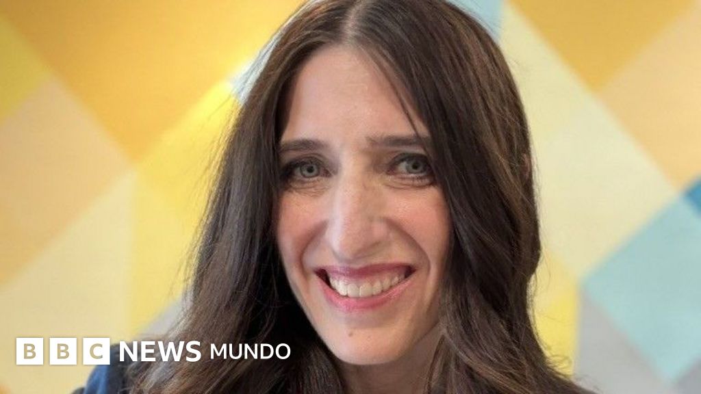 La 'hada madrina' que destina 10,000 dólares semanales para alimentar a niños migrantes en centros de detención de EE. UU.