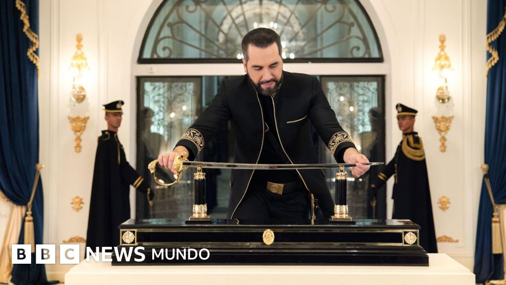 Nayib Bukele traslada los restos de Francisco Morazán a un nuevo mausoleo en San Salvador