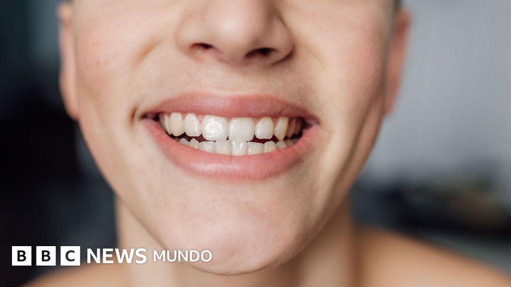 Más allá del cepillado: cómo la alimentación moldea la salud de tu microbioma oral