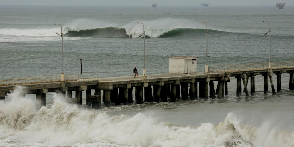 Huracán Marie paraliza puertos y activa protocolos de emergencia en Baja California Sur