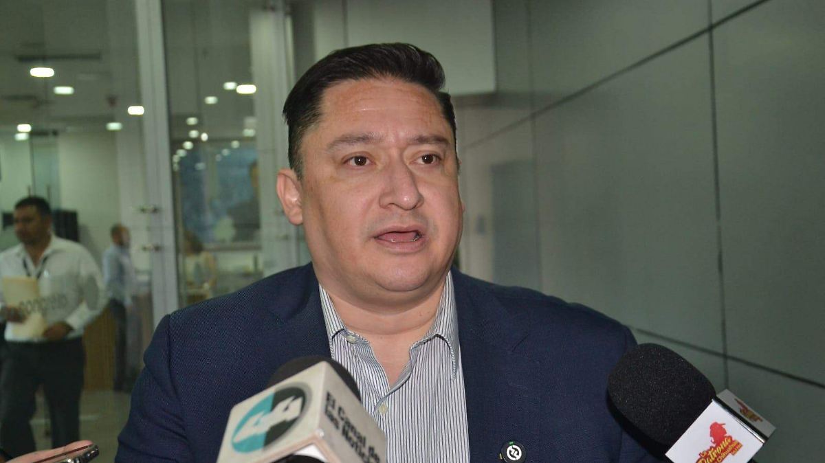 Alfredo Chávez responde a Estrada sobre la Fiscalía Autónoma: 'Lo respeto como abogado, pero no comparto su opinión'