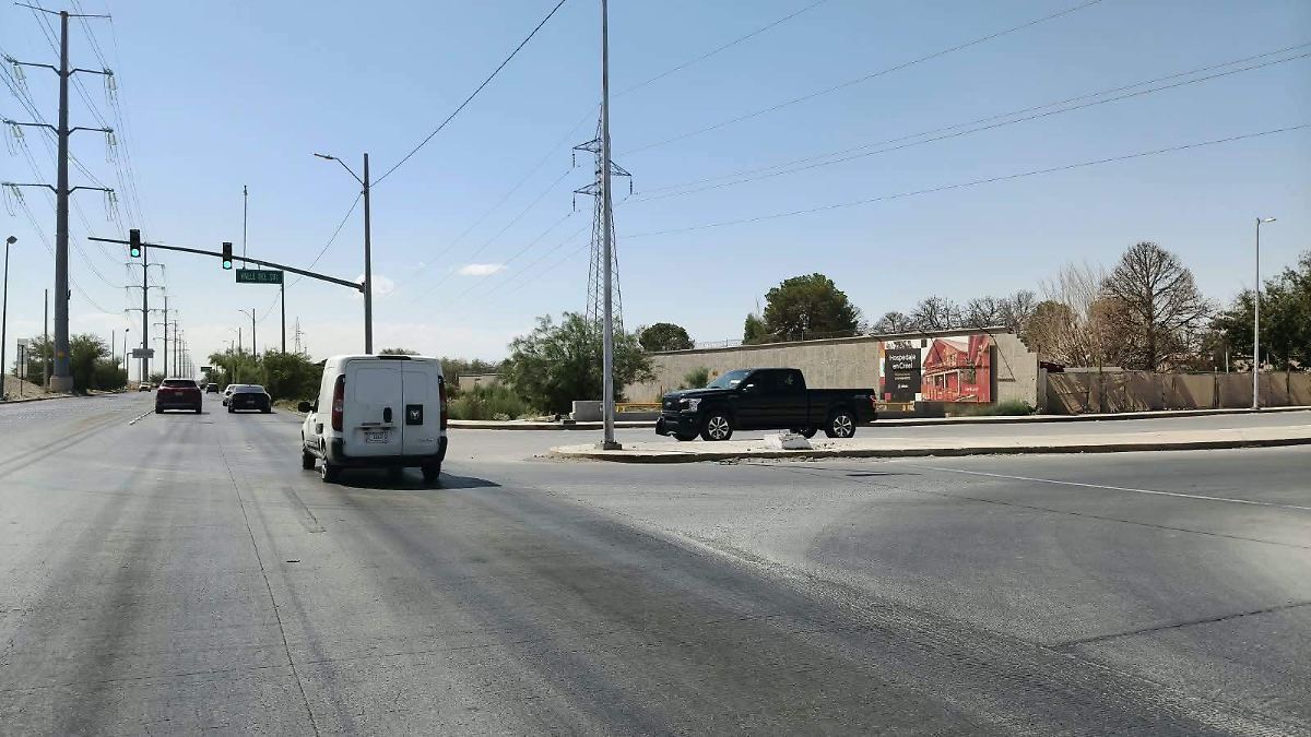 Anuncian cierre vial en Ciudad Juárez por construcción de puente en Cuatro Siglos y Valle del Sol