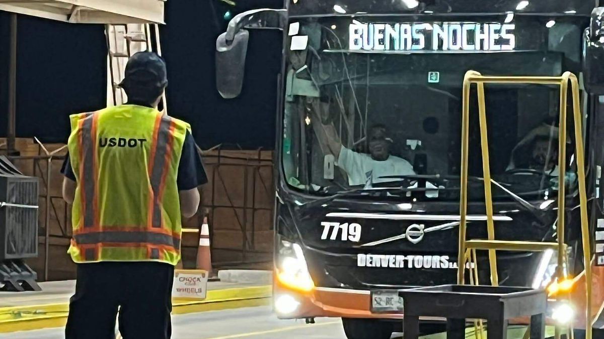 Estados Unidos intensifica controles: retiran a más de 28 mil conductores comerciales por falta de dominio del inglés
