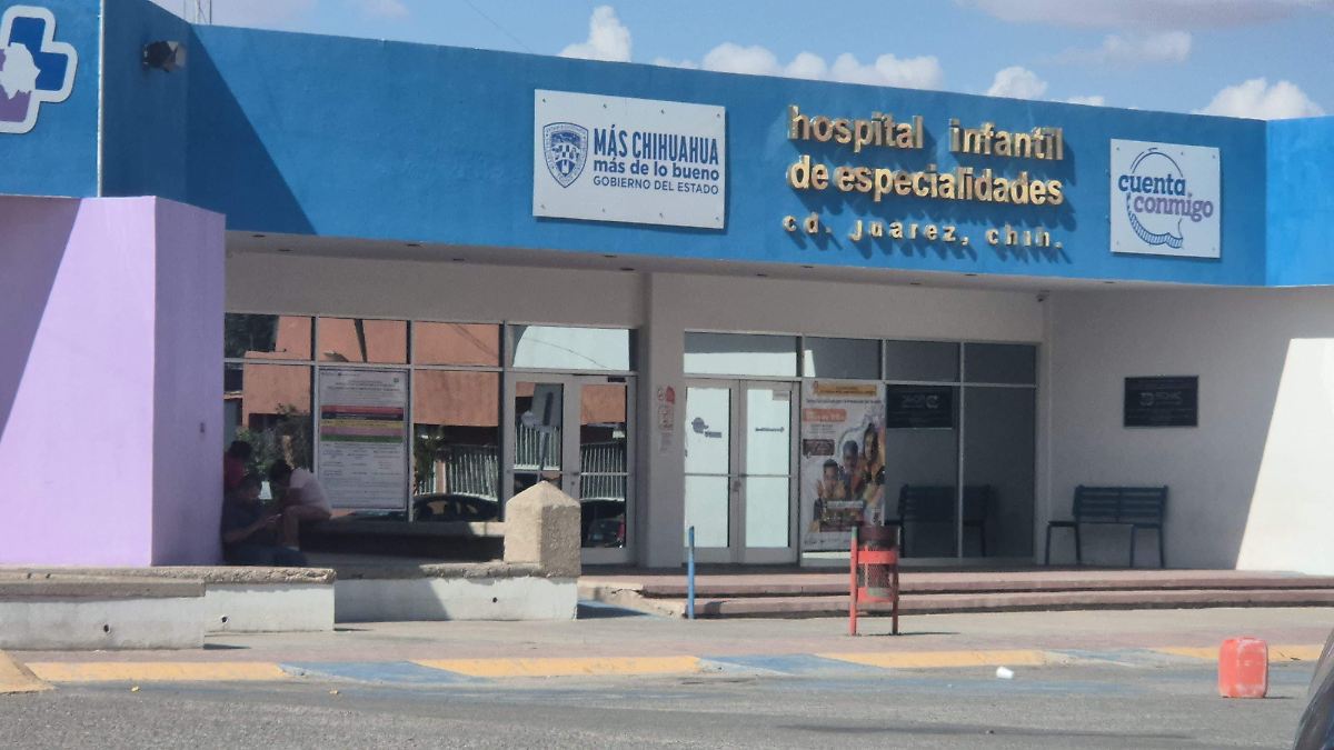 Hallan a recién nacido abandonado en UrbiVilla del Cedro; madre adolescente se entrega