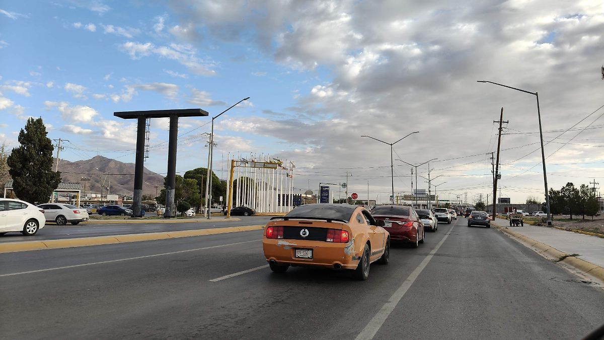 Reportan esperas de hasta 80 minutos en cruces internacionales de Ciudad Juárez