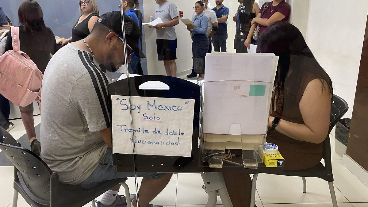 El programa “Soy México” continúa vigente para el trámite de doble nacionalidad