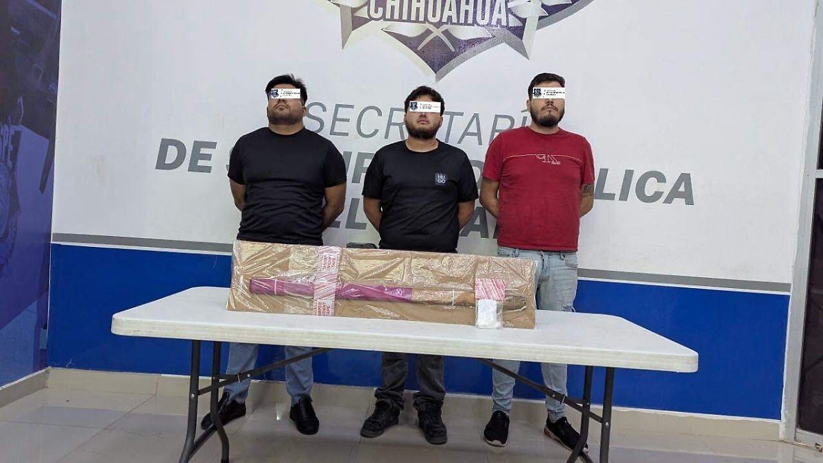 Capturan a tres hombres y aseguran vehículo vinculados a extorsión en Ciudad Juárez