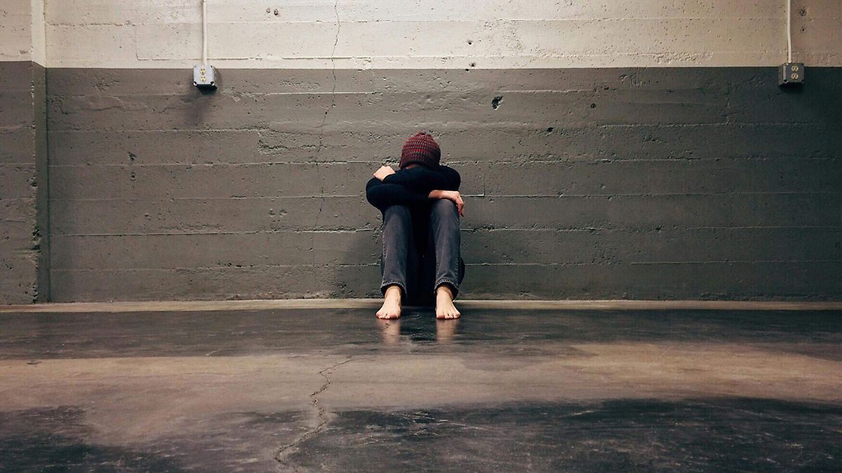 Jóvenes representan el 52% de los suicidios en Jalisco; especialistas alertan sobre falta de prevención