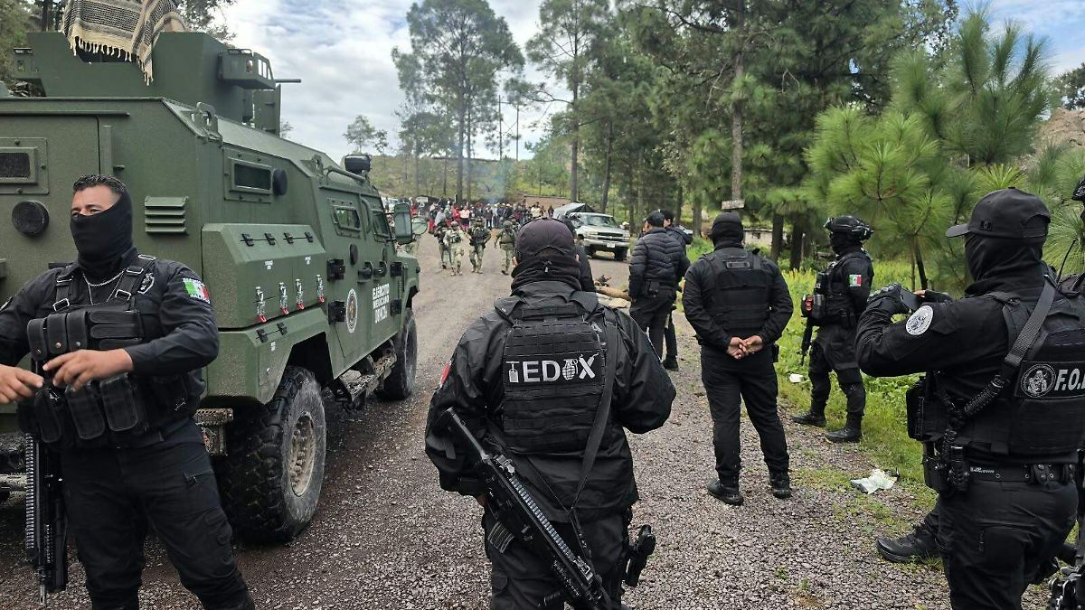 Refuerzan seguridad en Mezquitic tras reportes de civiles armados