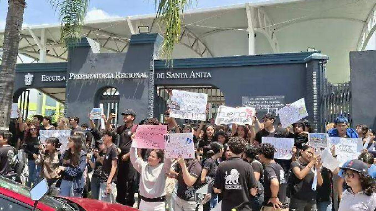 Inician proceso administrativo contra docente de la Prepa Santa Anita tras denuncia