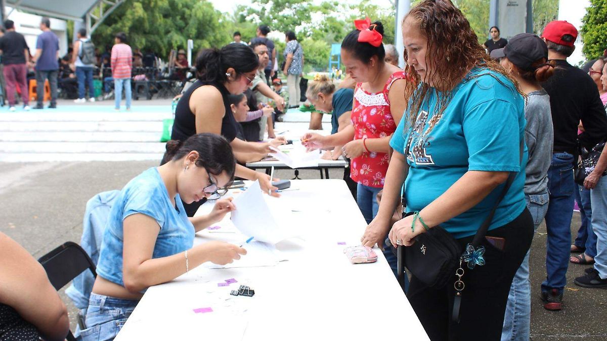 DIF Tlajomulco distribuye apoyos alimentarios en la Zona Valle