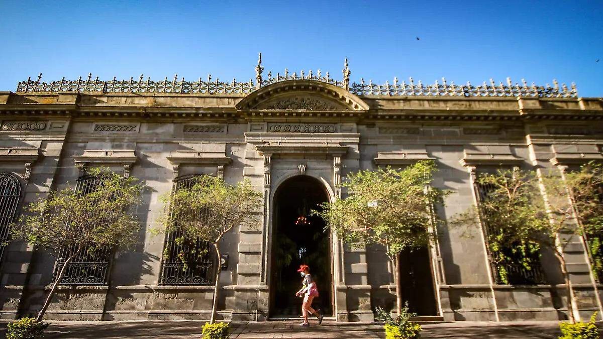 Guadalajara distingue a seis inmuebles por su labor en la preservación del patrimonio arquitectónico