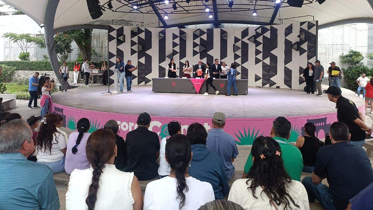 Zapopan otorga certeza jurídica con la entrega de 100 títulos de propiedad en la zona norte