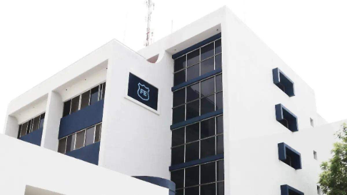 Fiscalía rescata a 90 personas en condiciones de hacinamiento en centro de rehabilitación de Zapopan