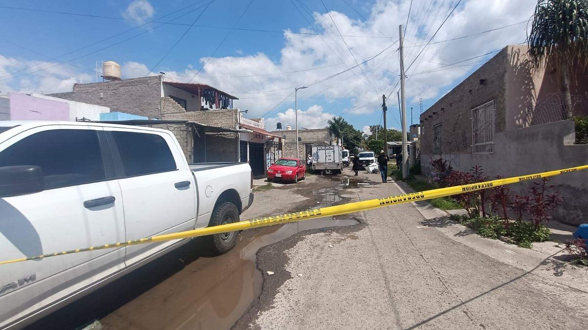 Madres Buscadoras localizan restos humanos en una finca de Tlajomulco