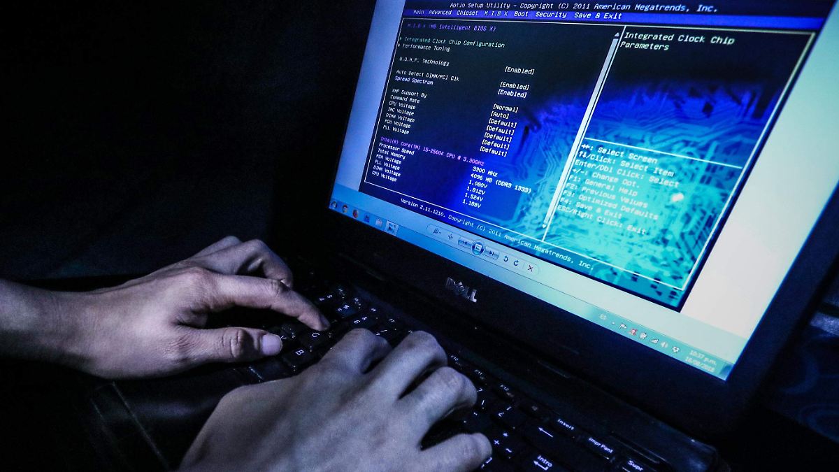 Autoridades anticorrupción indagan filtración masiva de 13 millones de registros personales