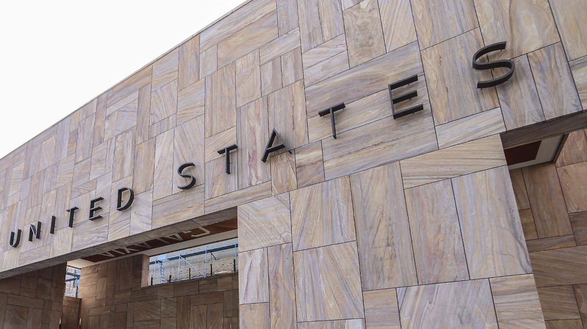 Estados Unidos reanuda operaciones en Nogales, Sonora, tras levantar alerta de seguridad