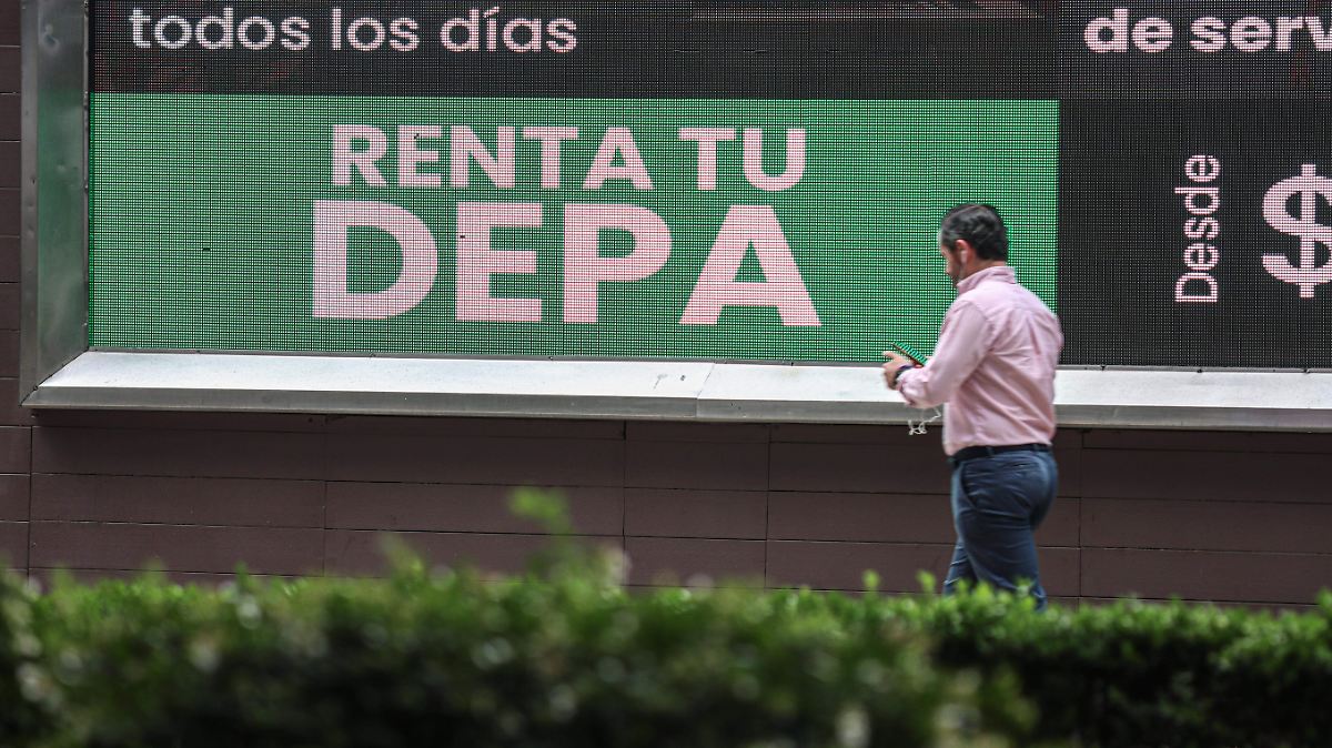 PAN busca gravar a nómadas digitales en CDMX con nuevo impuesto por estancia prolongada
