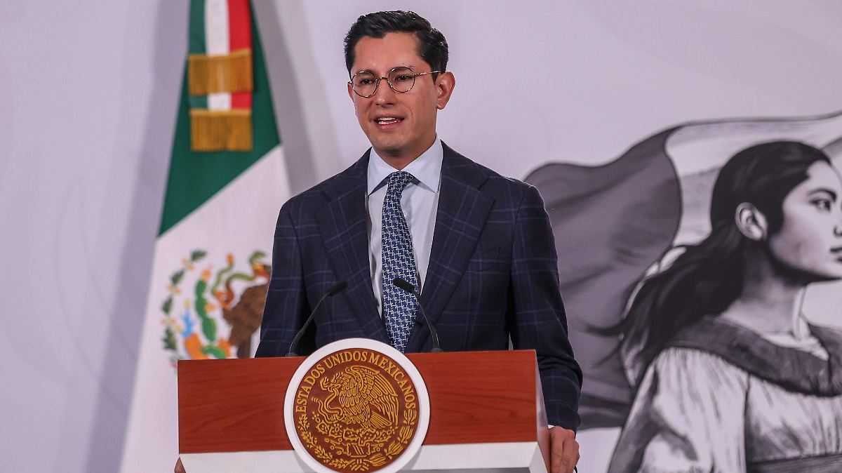 SRE ajusta presupuesto: consulados enfrentarán recorte del 8% en 2026