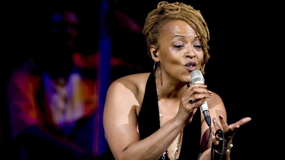 El jazz pierde a una leyenda: fallece Cassandra Wilson a los 70 años