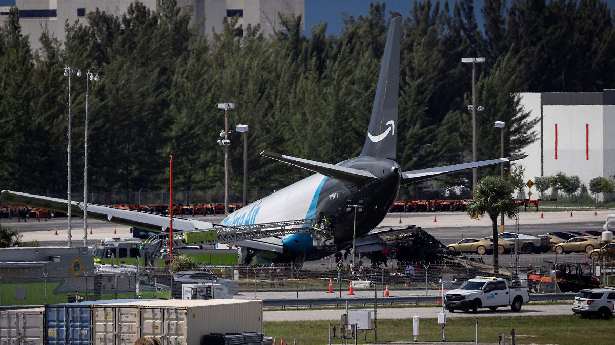 Recuperan cajas negras de avión de Amazon tras fatal accidente en Miami