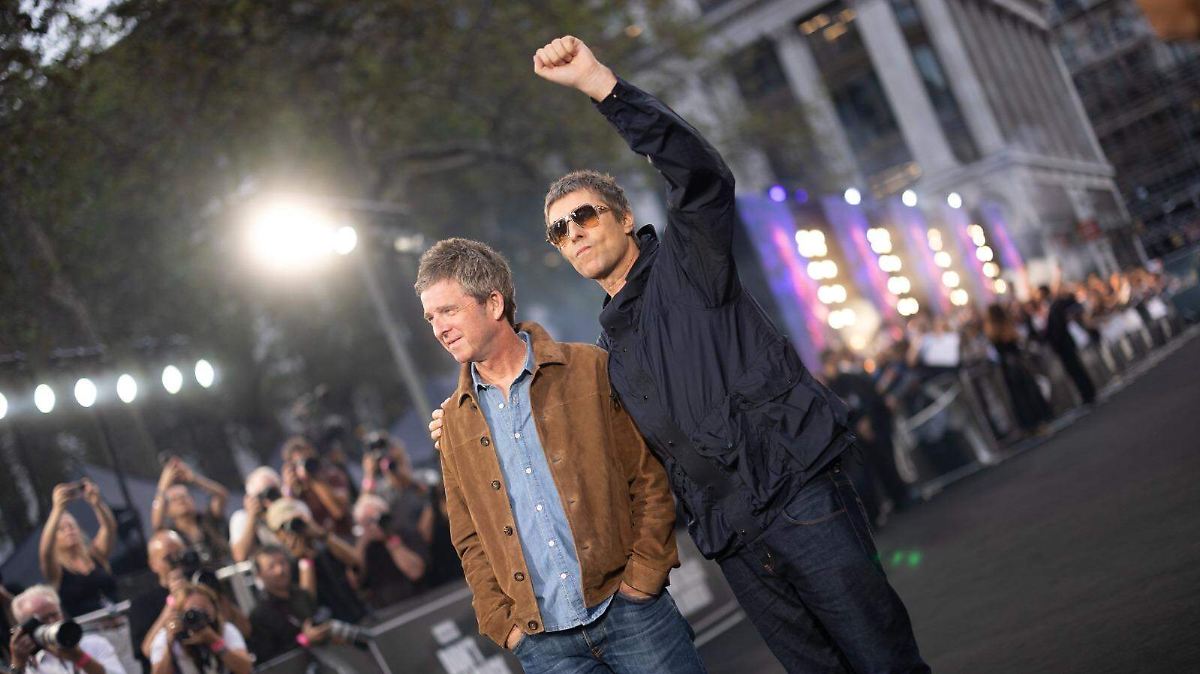 El documental 'Oasis: Don’t Look Back in Anger' explora el legado global de los hermanos Gallagher