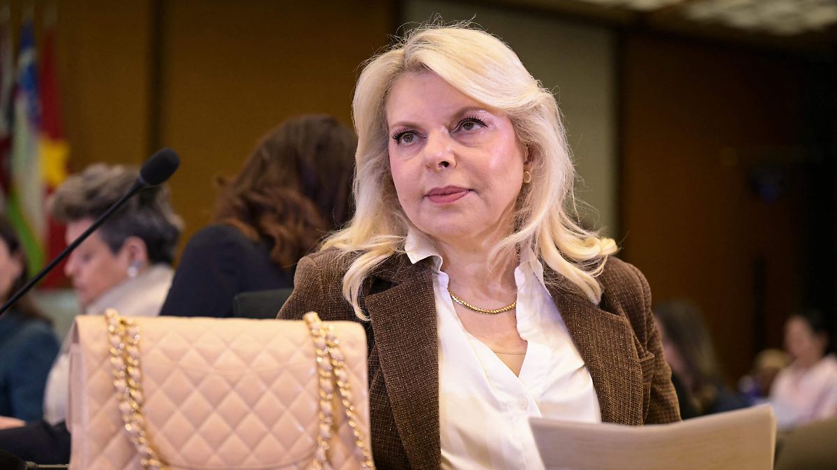 Líder opositor israelí emprende acciones legales contra Sara Netanyahu por difamación