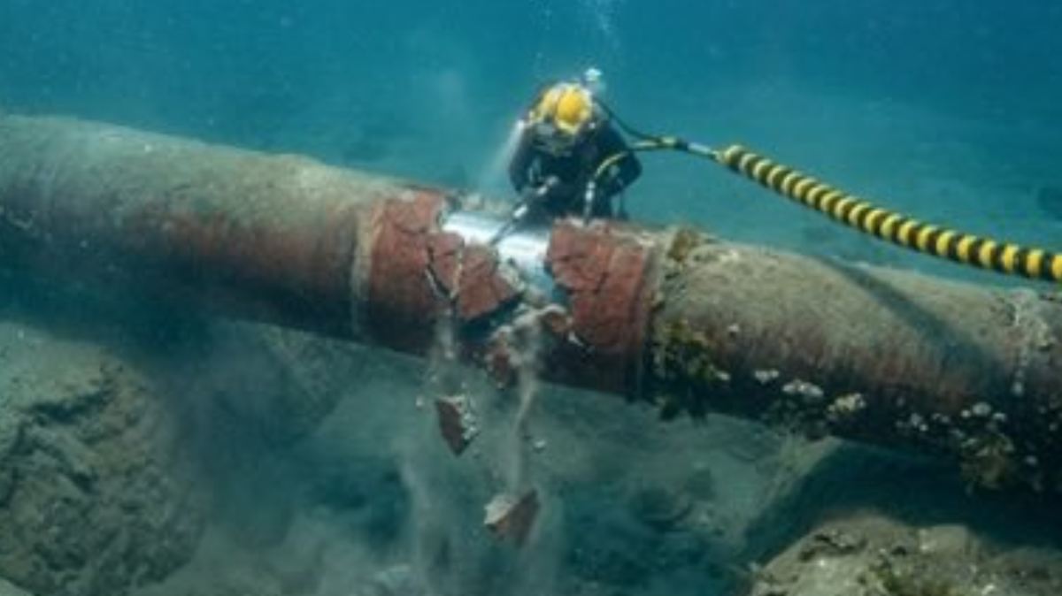 Pemex despliega labores de mantenimiento tras derrame de crudo en Campeche