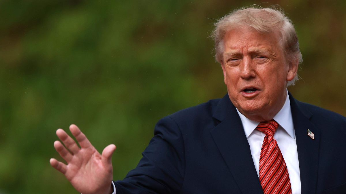 Trump reafirma lazos comerciales con México y descarta abandonar el T-MEC