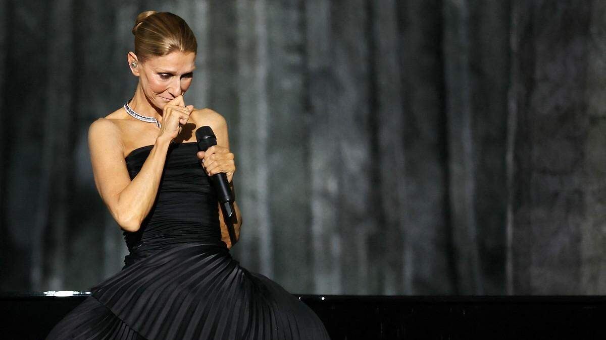 Céline Dion conmueve a París en su esperado regreso a los escenarios