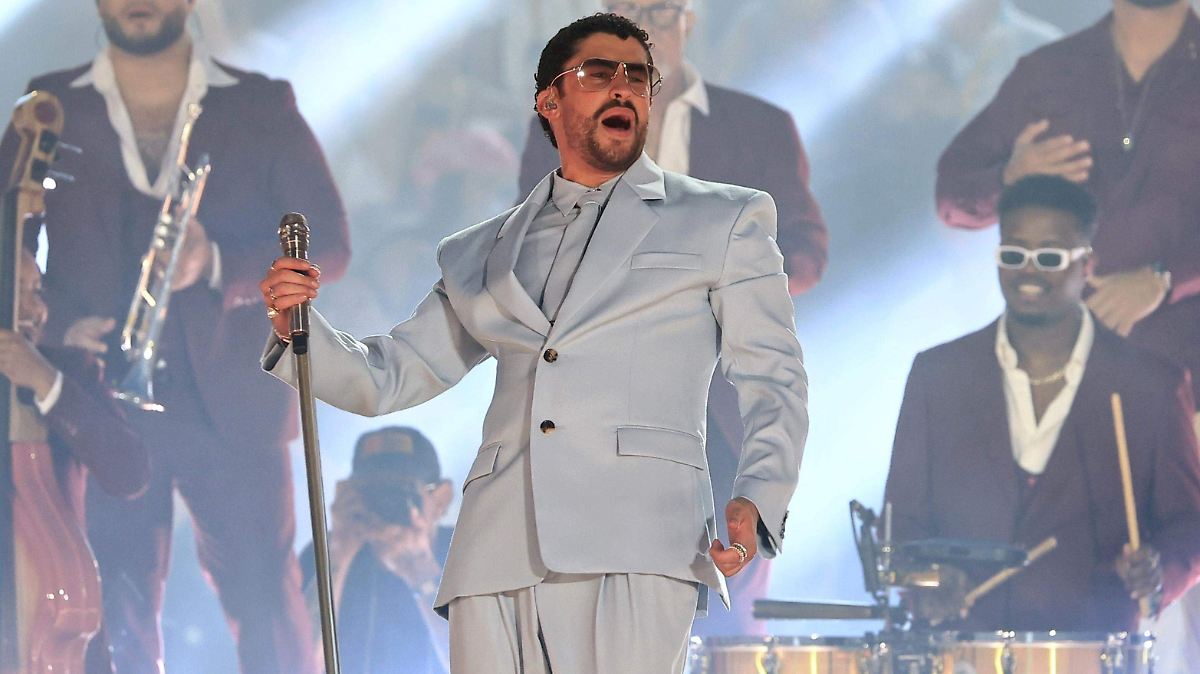 Bad Bunny y Mariska Hargitay entre los primeros galardonados de los Emmy 2026