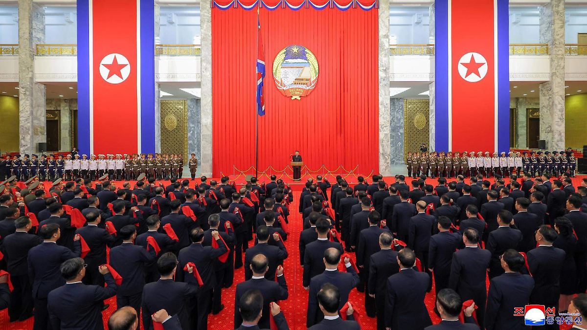 Corea del Norte confirma ejercicio de ataque con misiles balísticos