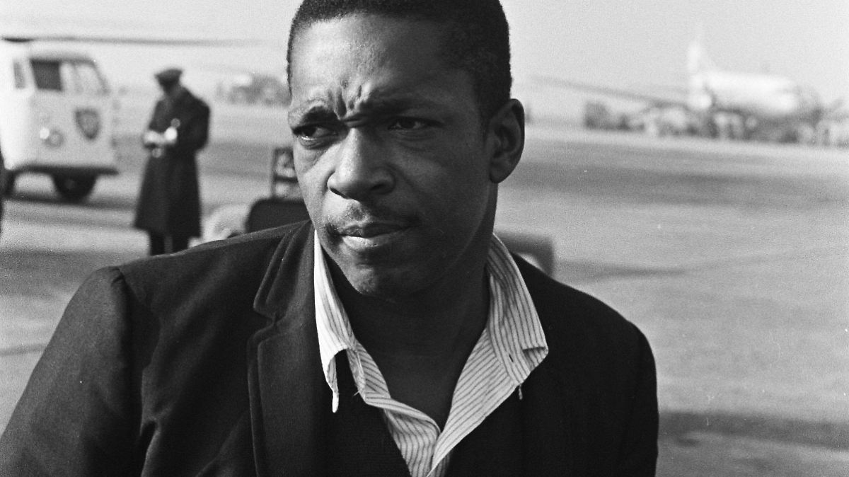 John Coltrane: Un siglo de legado musical y genialidad revolucionaria
