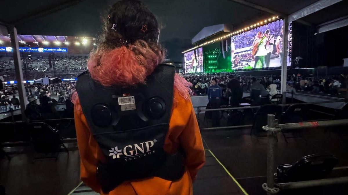 Natanael Cano impulsa la inclusión en el Estadio GNP con tecnología para fans con discapacidad auditiva
