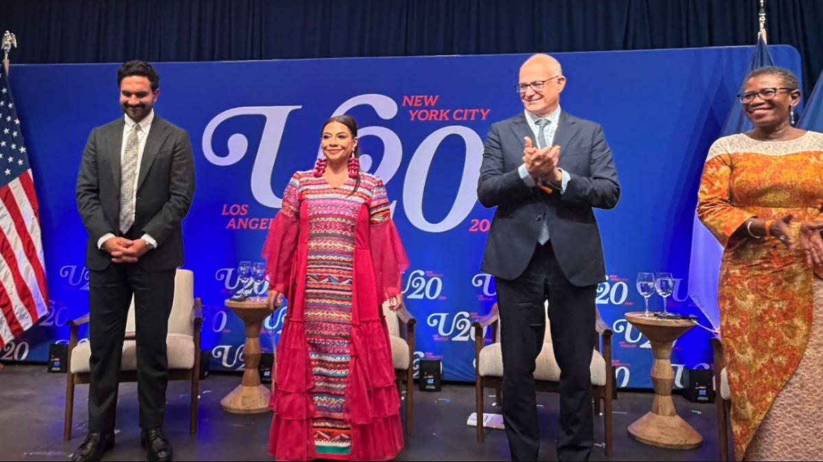 Clara Brugada destaca el papel de las ciudades en la transformación global desde el Foro Urbano U20 en Nueva York