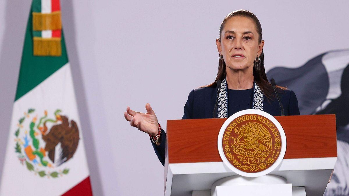 Sheinbaum rechaza prácticas de 'dedazo' en Morena y pide calma a aspirantes