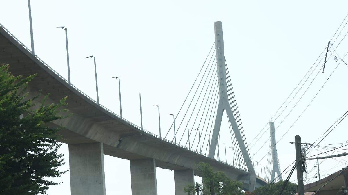Investigan presunto vertido de escombros en el río Pánuco tras trabajos en el Puente Tampico