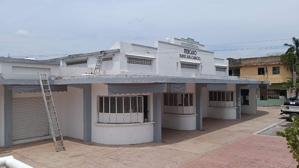 Mercado Ávila Camacho en Tampico busca reactivación económica mediante nueva preparatoria