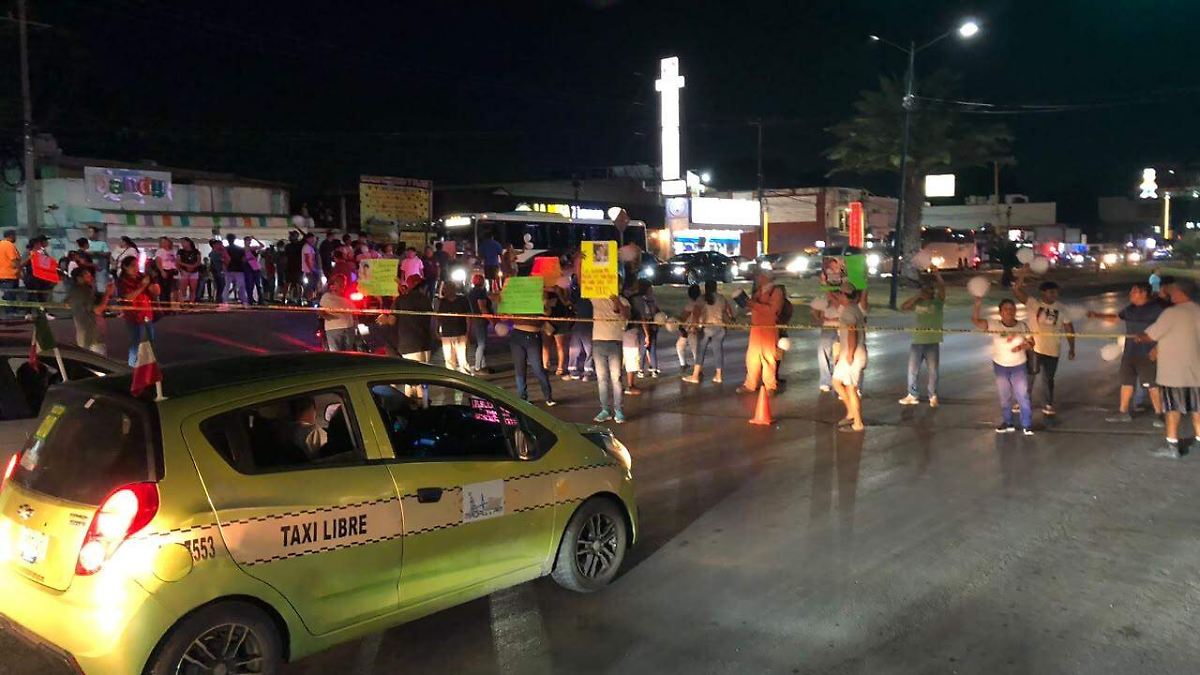 Familiares bloquean la carretera Tampico-Mante en exigencia de justicia por muerte de motociclista