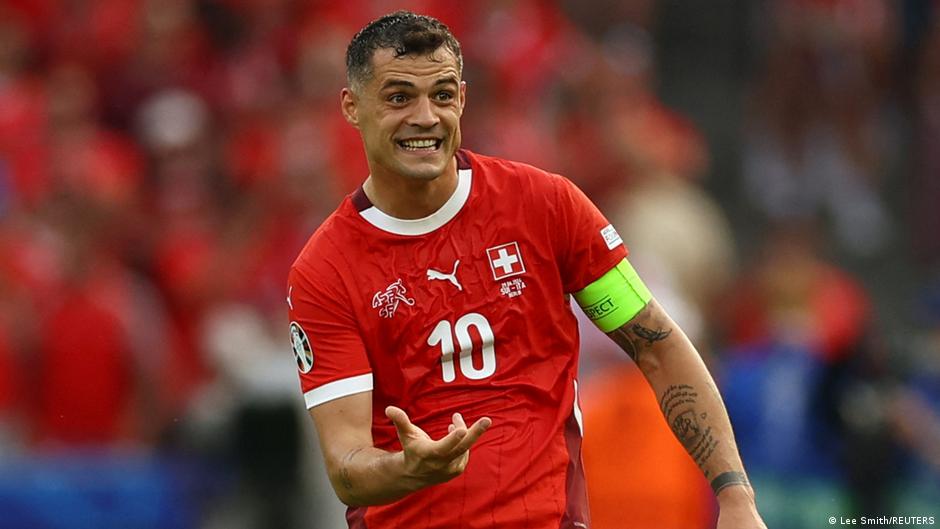 Granit Xhaka queda fuera de la selección suiza tras admitir uso de certificado COVID falso