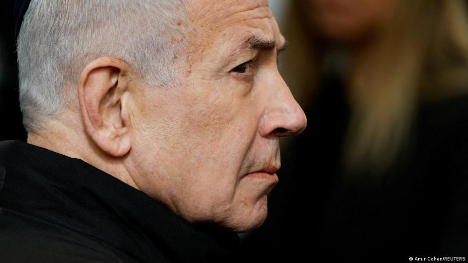 Netanyahu anuncia demanda contra Haaretz por reporte sobre advertencia de Emiratos antes del 7 de octubre
