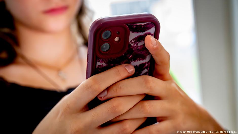 Alerta de UNICEF: uno de cada cinco adolescentes ha sido víctima de acoso sexual digital