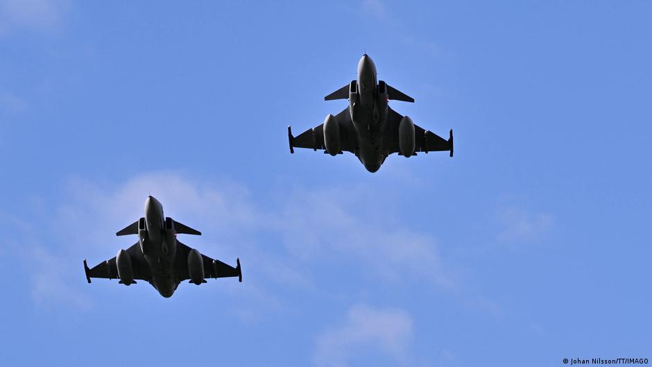 Cazas de la OTAN interceptan y derriban dron intruso sobre Lituania