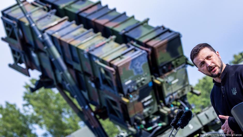 Zelenski asegura que Trump autorizó la fabricación de misiles Patriot en Ucrania