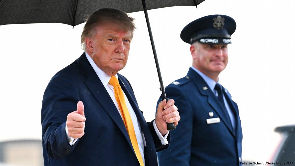 Donald Trump celebra el histórico triunfo electoral de la AfD en Alemania