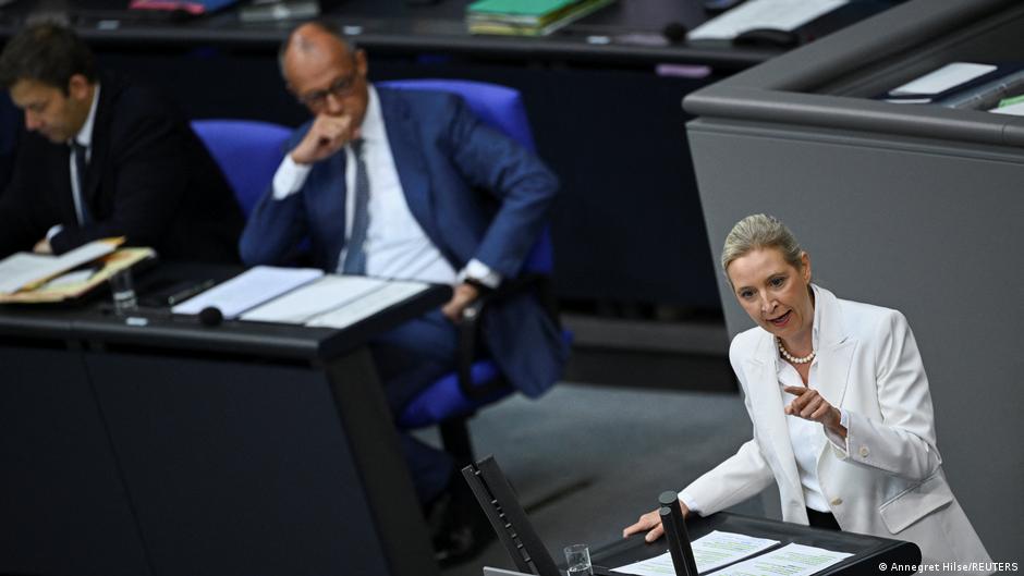 El partido AfD intensifica su presión contra el apoyo alemán a Ucrania tras éxito electoral
